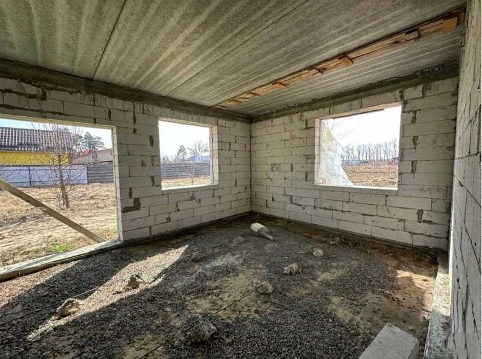 Терміновий продаж будинку (дача) 224м2, 12 соток є гараж