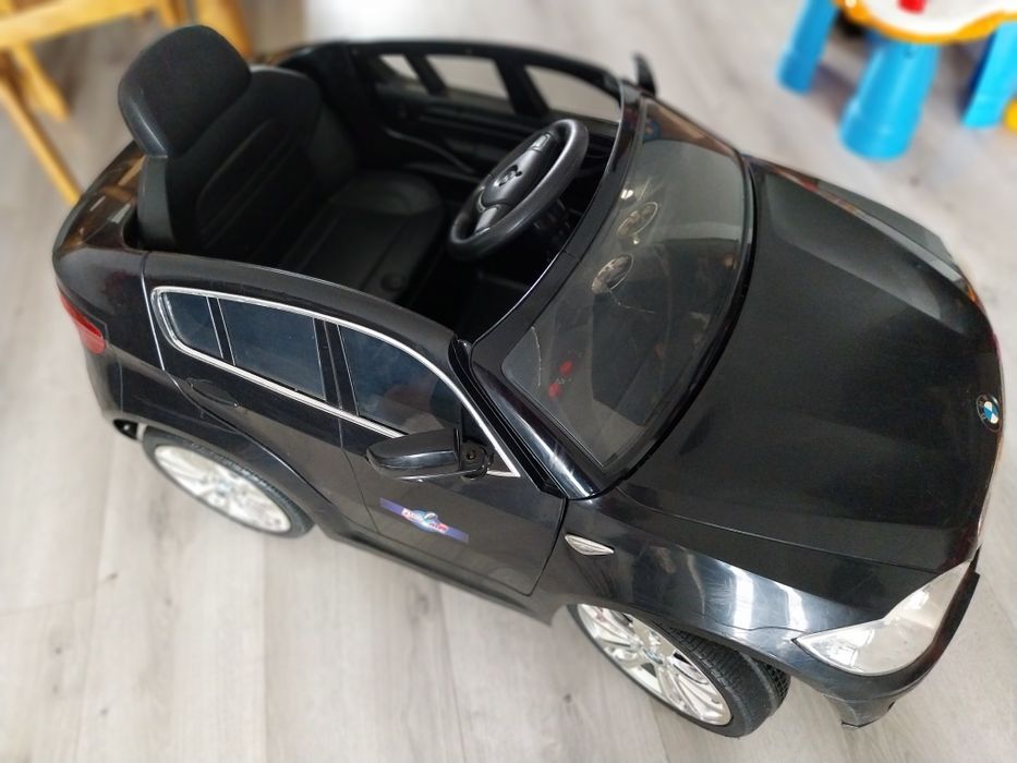 Autko samochód na akumulator baterie li-ion pilot ładowarka muzyka