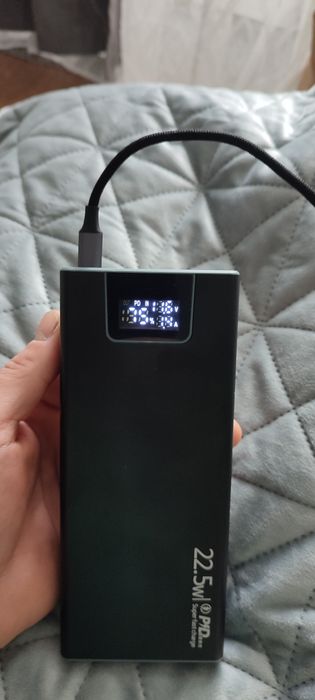 Повербанк з швидкою зарядкою power bank