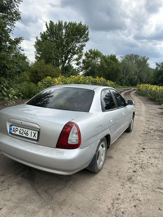 Daewwo Nubira, Део Нубіра 1998