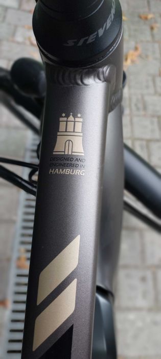 Rower trekkingowy elektryczny Stevens silnik Shimano 60Nm