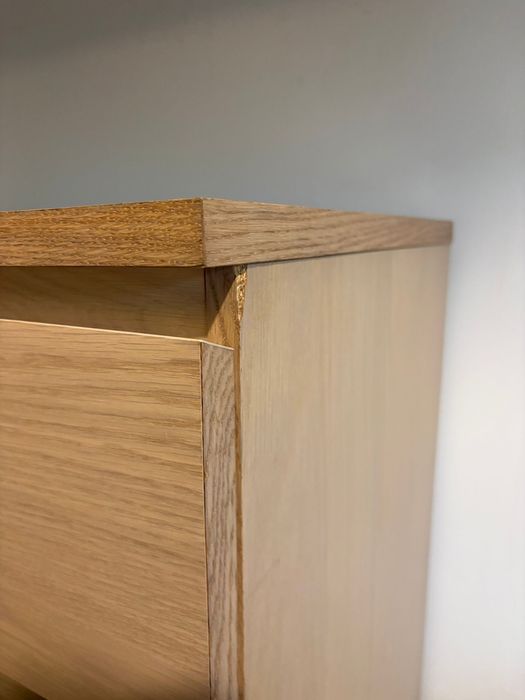 Comoda com 4 gavetas