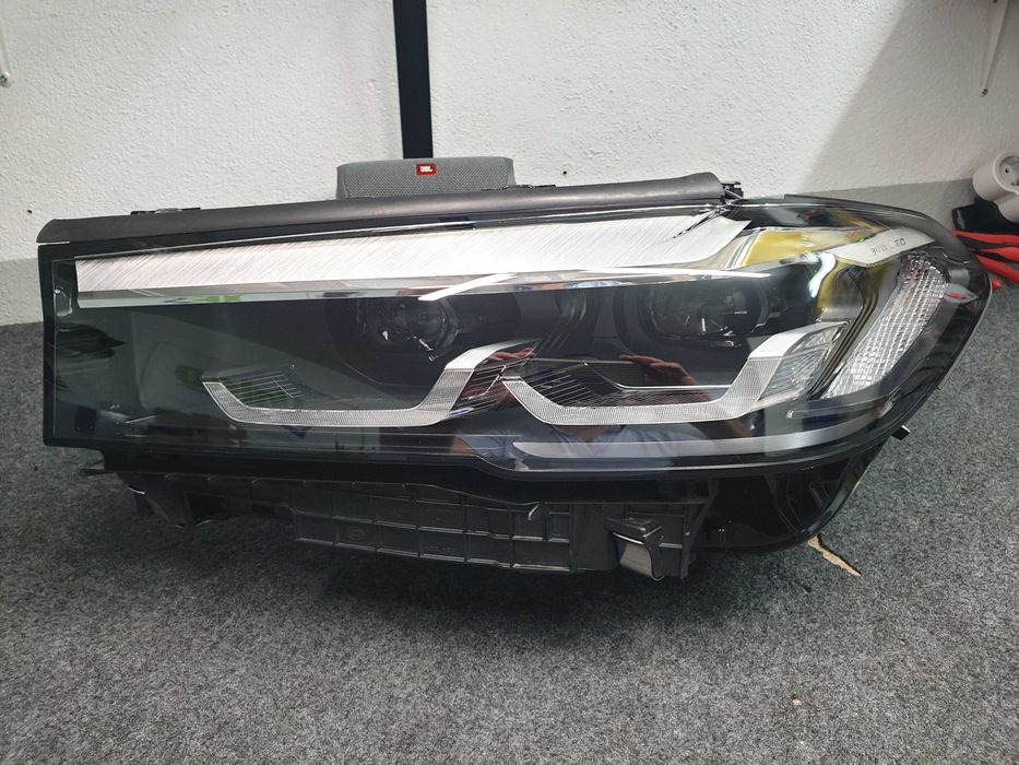 BMW 5 Series G30 LCI Headlights
