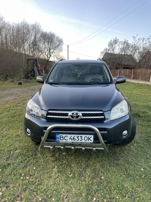 Продам тойота рав 4