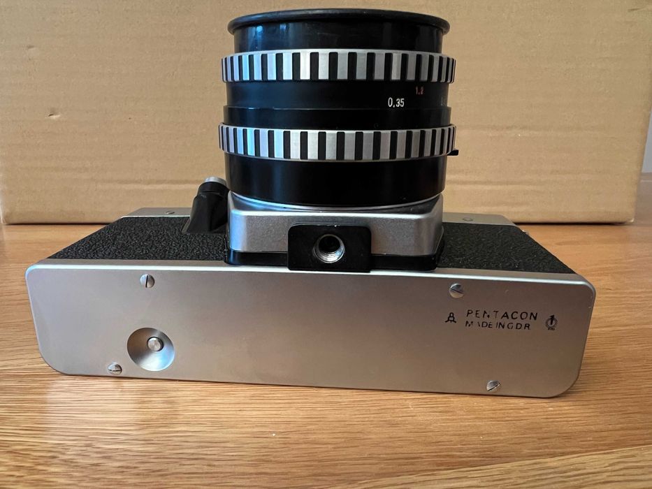 Aparat - Pentacon Praktica L + Tessar 2.8/50 Carl Zeiss Jena