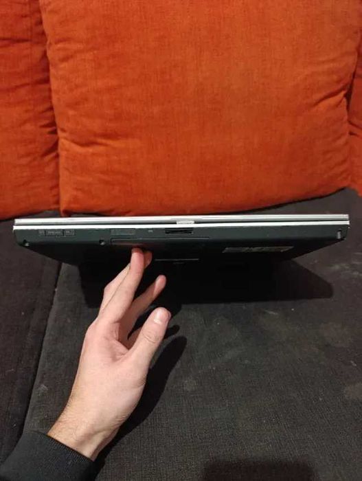 Sony Vaio PCG-5P2M - Não testado