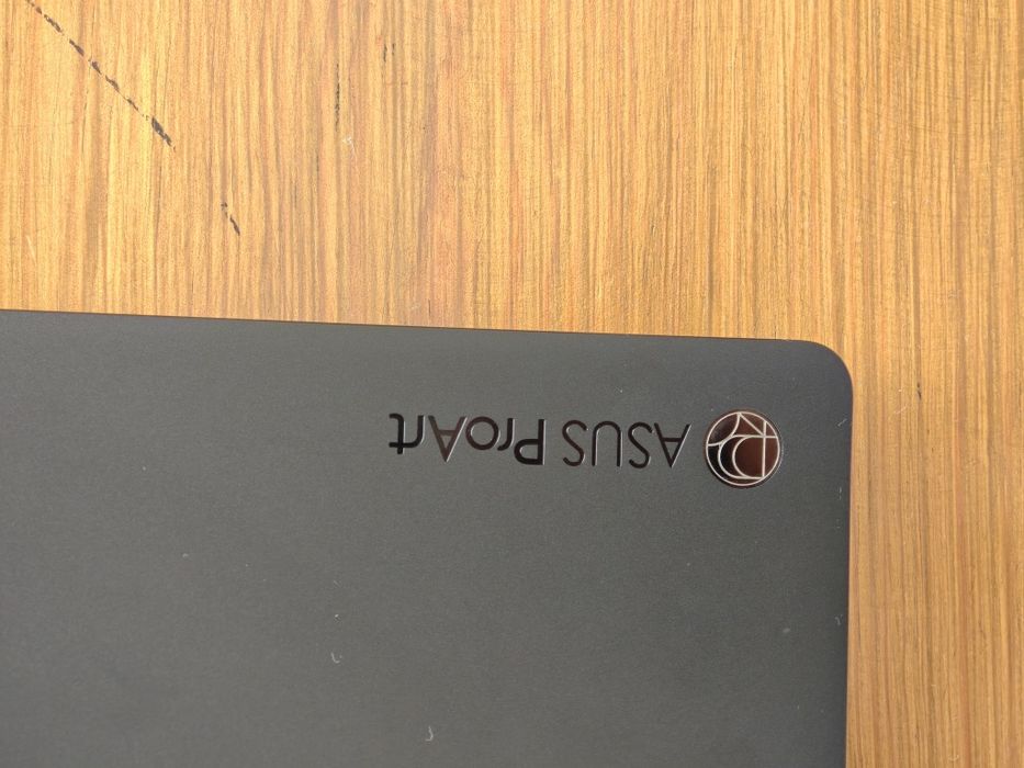 Portátil ASUS ProArt P16 (H7606) 64GB RAM, 2TB MI, Force RTX™ 5070