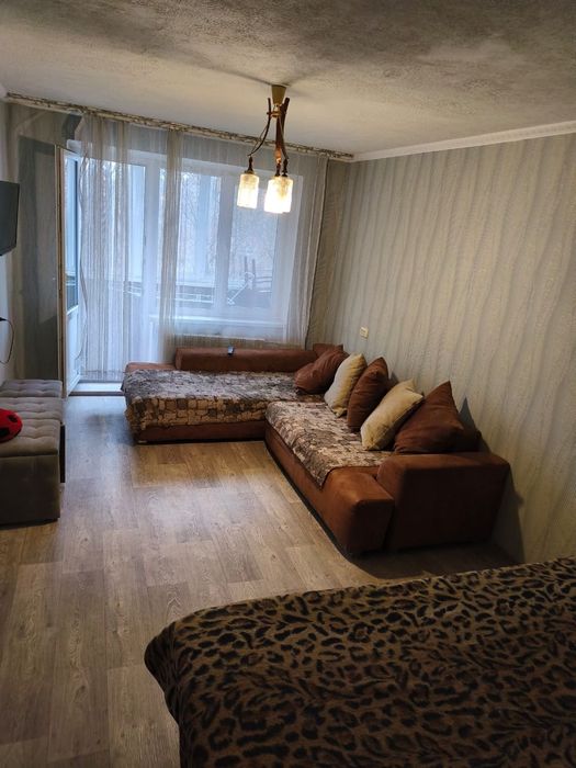 Сдам подобово квартиру ПЗТО