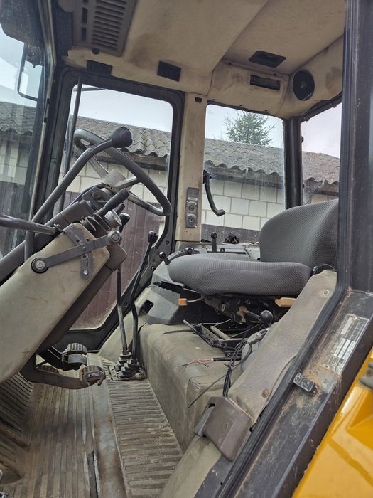 Sprzedam ciągnik renault 155.54