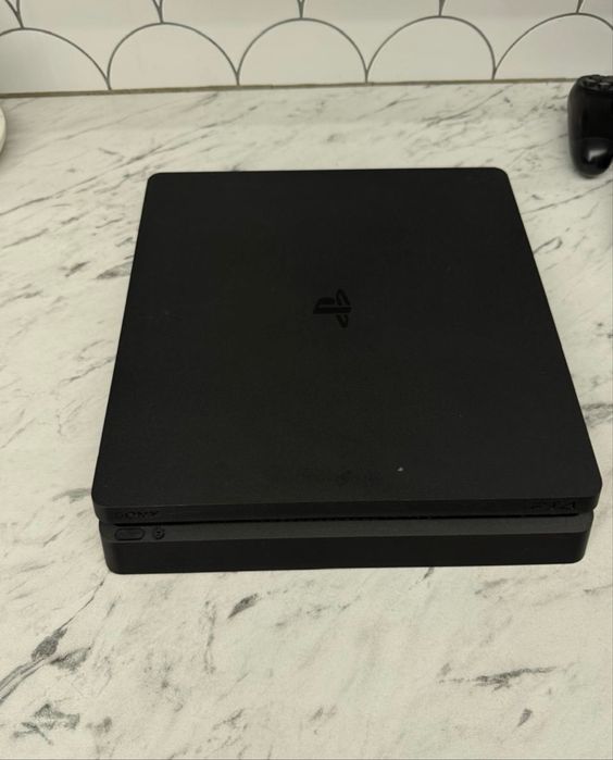 Sony Playstation 4 Pro 1TB