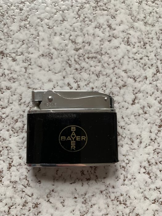 Isqueiro raro Bayer vintage Alemão 1960