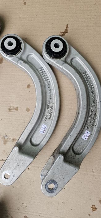 Ричаг важель  volkswagen  id 3.id