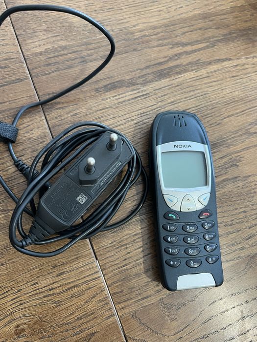 Nokia  6210 telefon