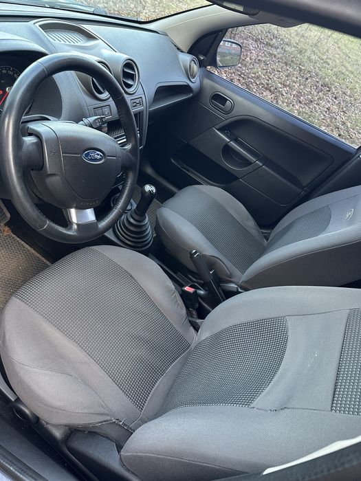 Ford Fiesta 2008 — гарний стан, бюджетна ціна!