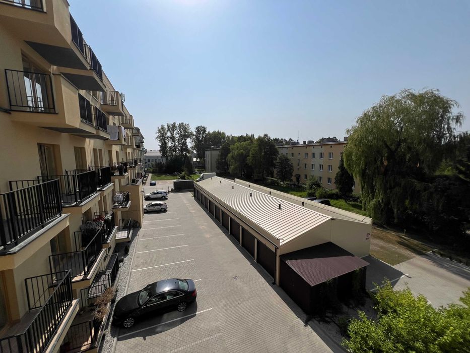 Starachowice centrum, Mieszkanie M3 z tarasem, Stan deweloperski, Nowy budynek