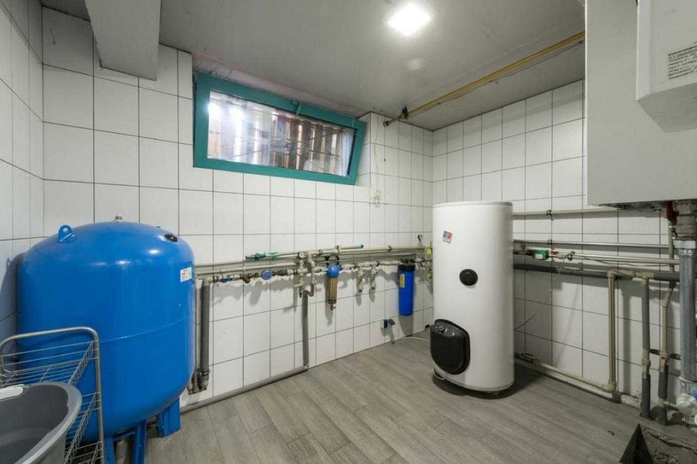 Продаж затишного маєтку в центрі Києва.