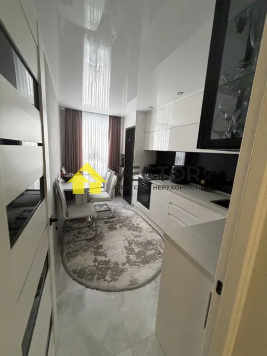 Продаж сучасної 3-к квартири з євроремонтом — 76 кв.м., 3/10