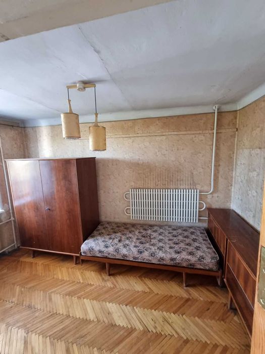 Продам 2к.кв. на Павловому Полі, 23 Серпня 47, 2 хв. від метро