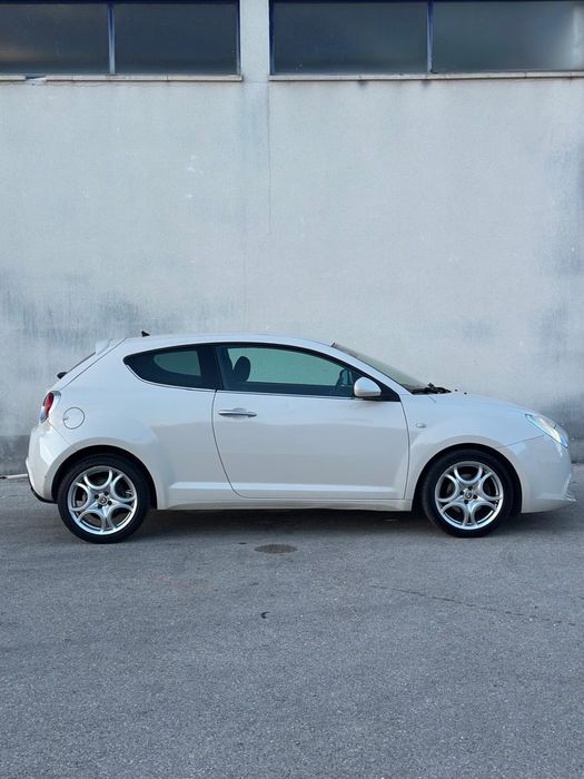 ALFA ROMEO MITO 1.6 Multijet 2010 Nacional