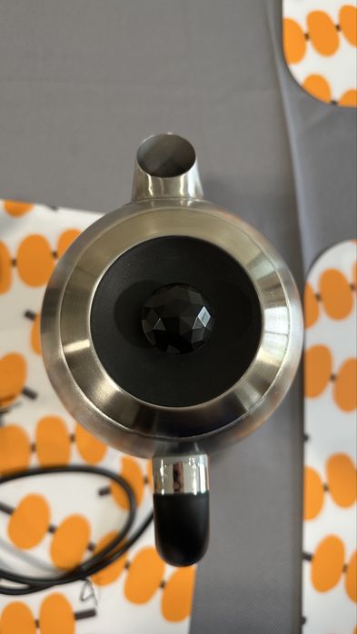 Fervedor/chaleira Bestek