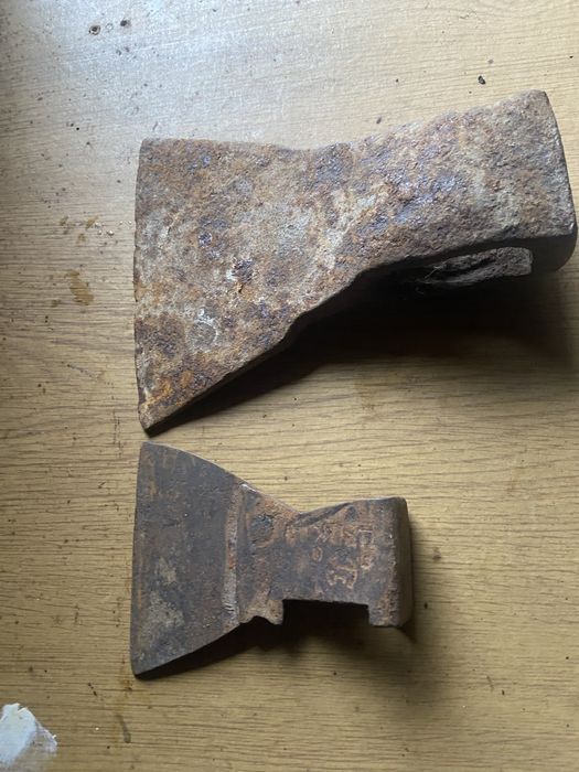 Продам топор хозяйственный