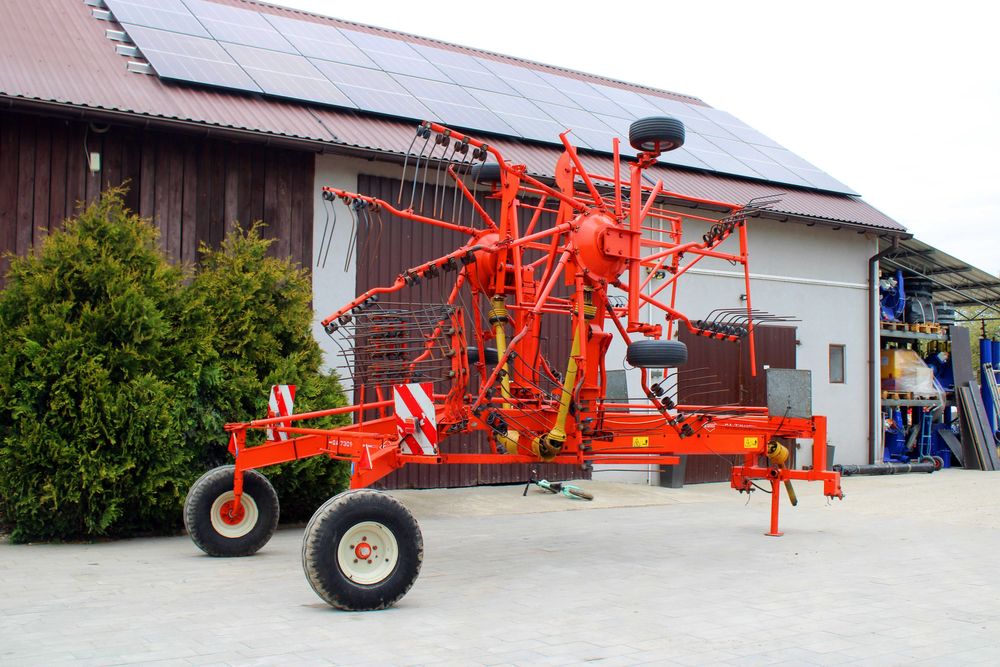 Zgrabiarka dwukaruzelowa KUHN GA 7301 – MasterDrive, NIEMIECKA, Stan Idealny