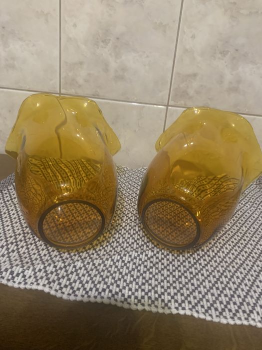 Плафони скляні в стані нового