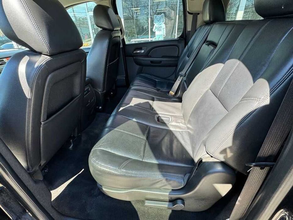 2014 Chevrolet Suburban LT 4x4 4dr SUV