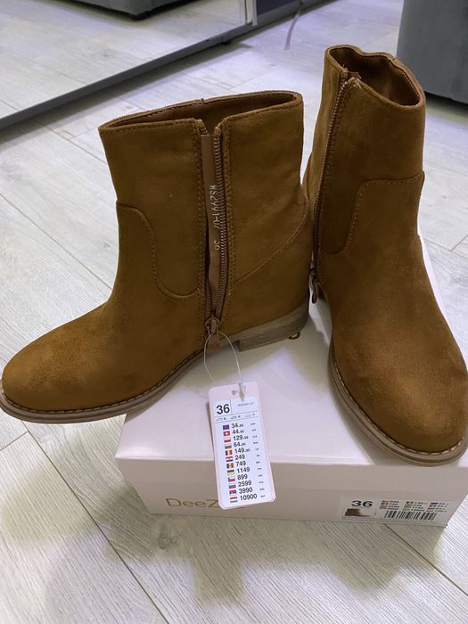Nowe botki zamszowe DeeZee 36