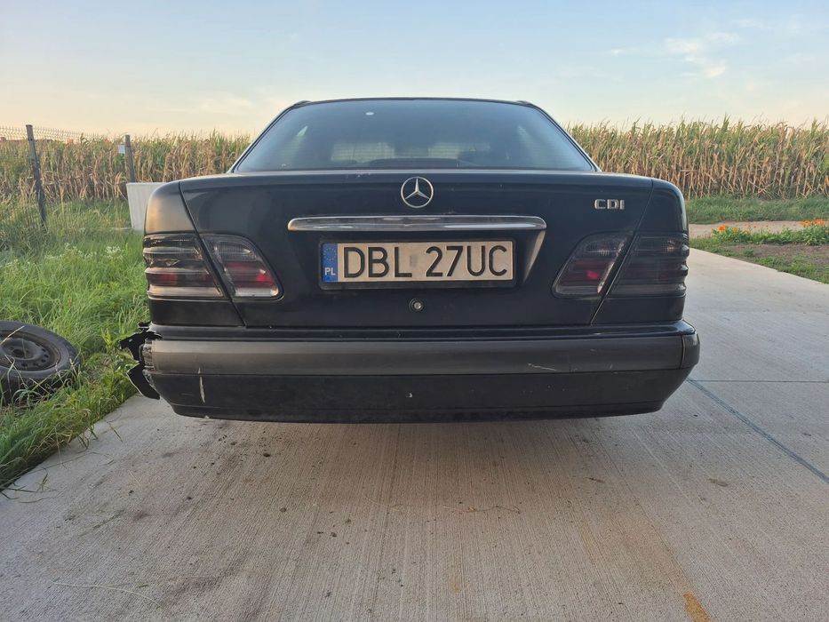 Mercedes-Benz Klasa E Mercedes-Benz Klasa E W210 2.2 CDI