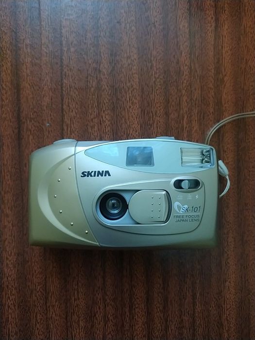 Продаю плёночный фотоаппарат SKINA