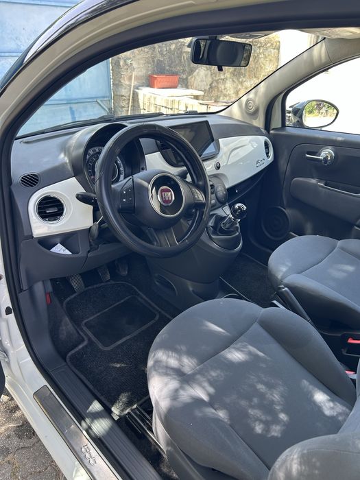 FIAT 500  Ano 2010 com 136 mil kms