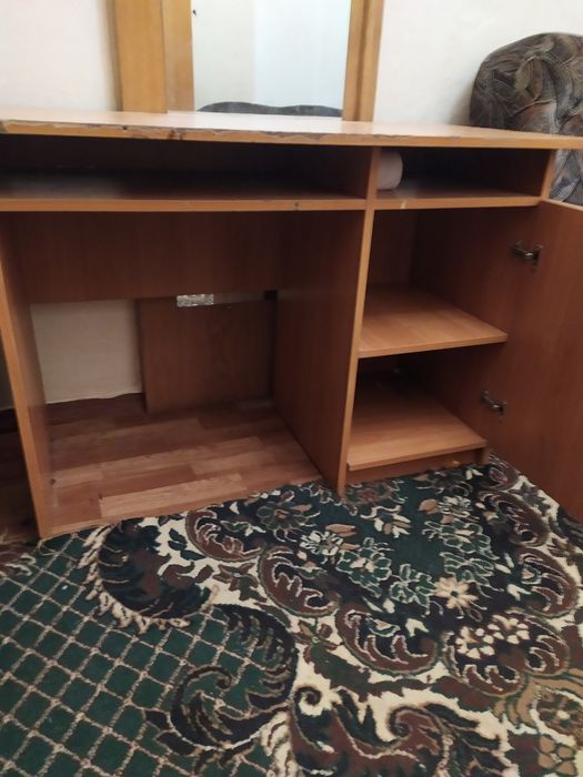 Письменный  стол