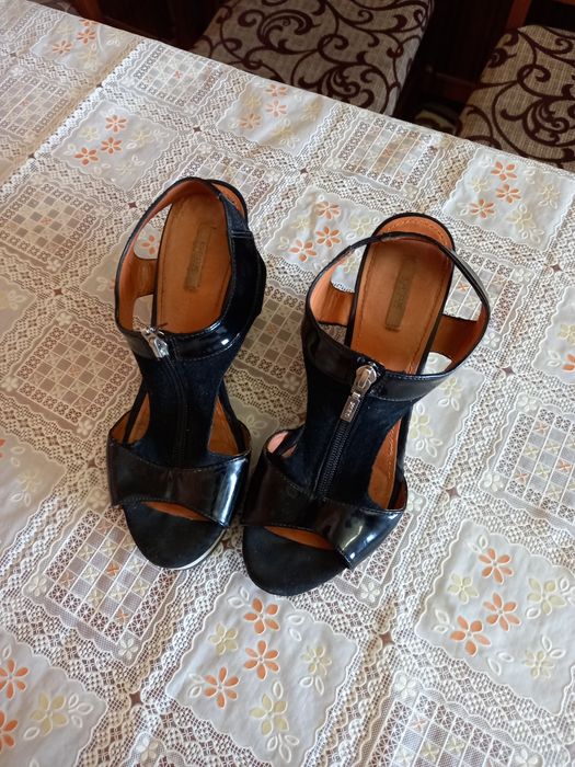 Босоніжки Geox original 39