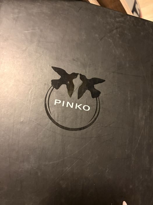 Buty sneakersy Pinko