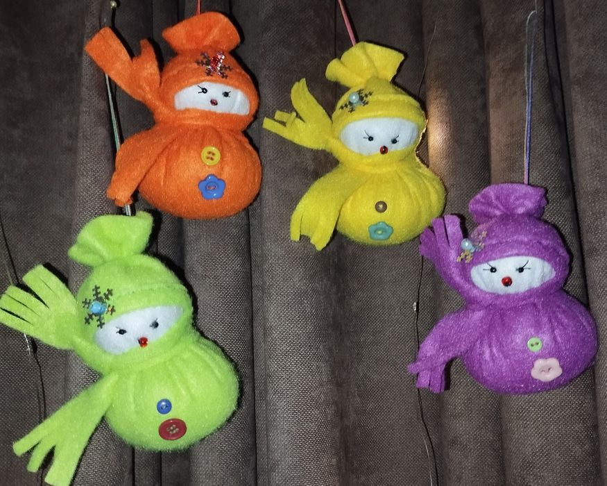 Снеговички из фетра