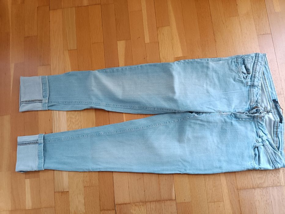 Jeansy jasne slim 40 L