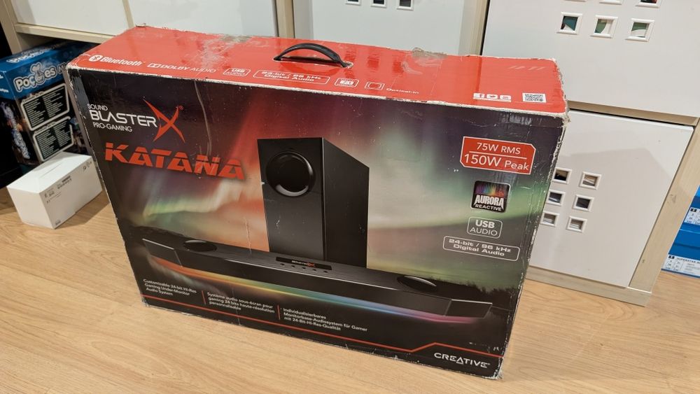 Soundbar Gaming Creative Sound BlasterX Katana (Com Subwoofer) - Como Nova