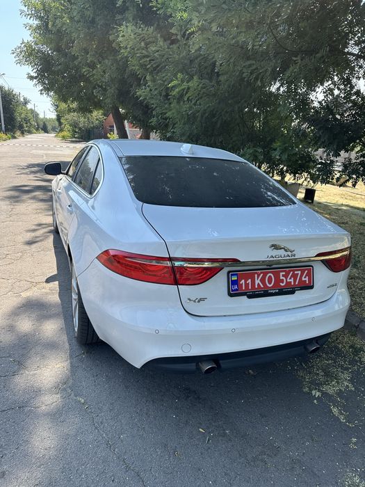Автомобиль  Ягуар XF 260, JAGUAR  XF