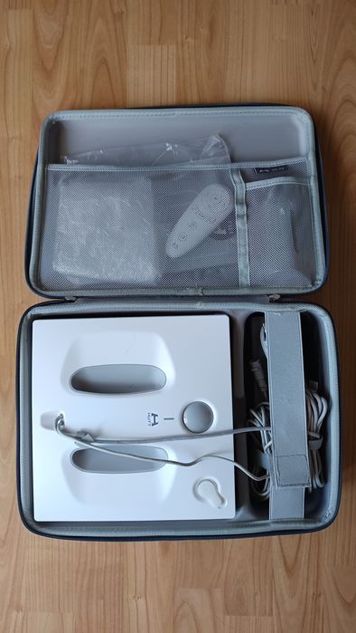 Hutt w66 Window cleaning robot