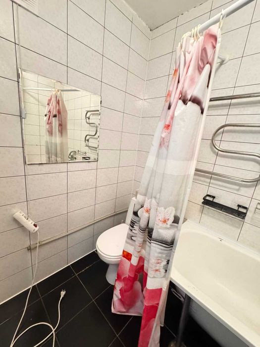 46338   Продаж 1к Виставка