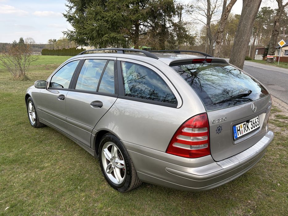 Mercedes C- klasa 2.2 CDI 150 koni