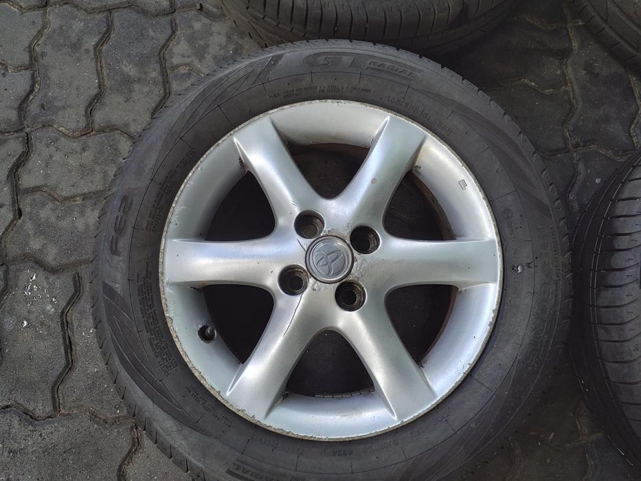 Jantes Toyota R15 Com Pneus 195/60 Furação 4X100
