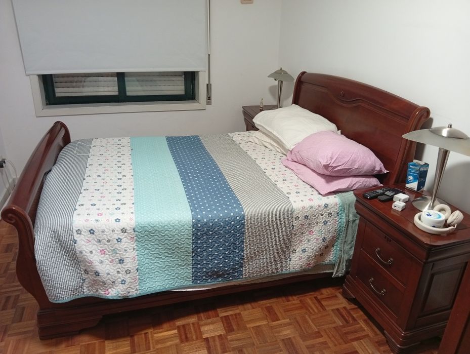 Venda mobiliário de quarto