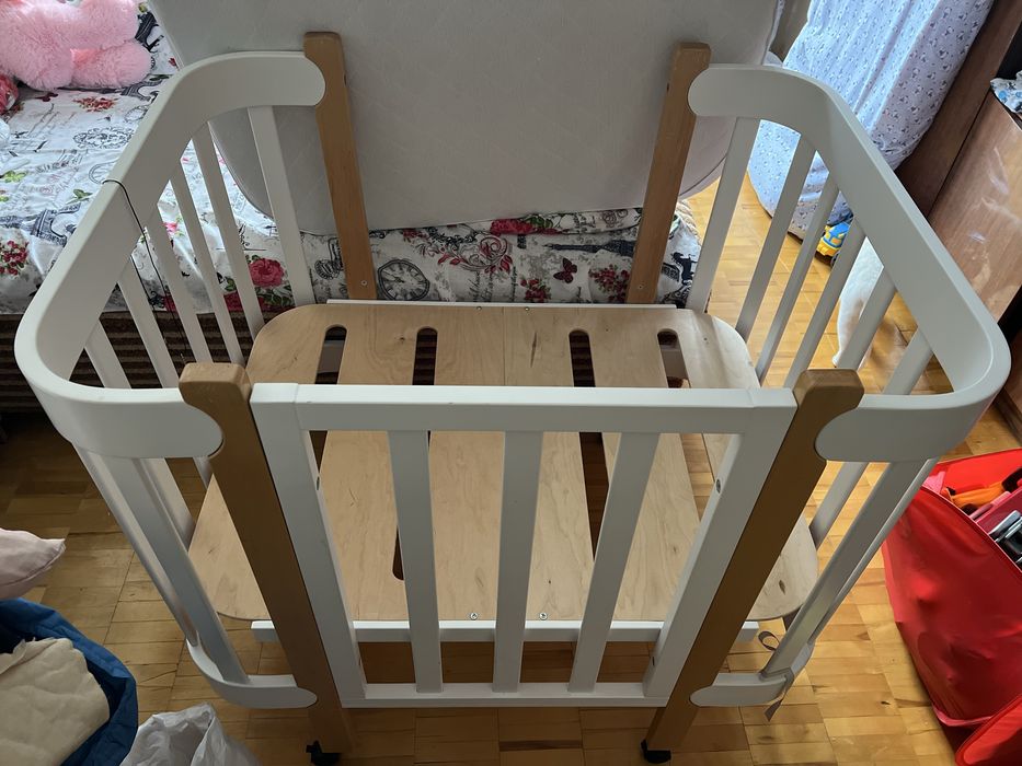 Детская кроватка Мама уложила