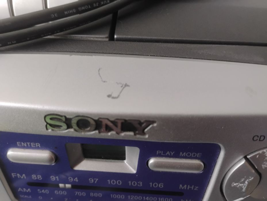 Sony CFD-V17 Boombox AM/FM радіоприймач CD-касетний магнітофон