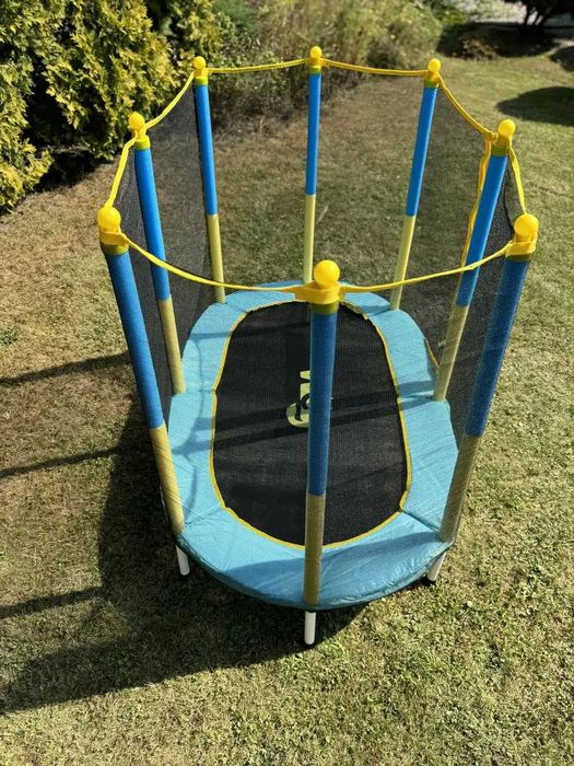 Батут манеж 170x107 см овальний з сіткою WCG Oval