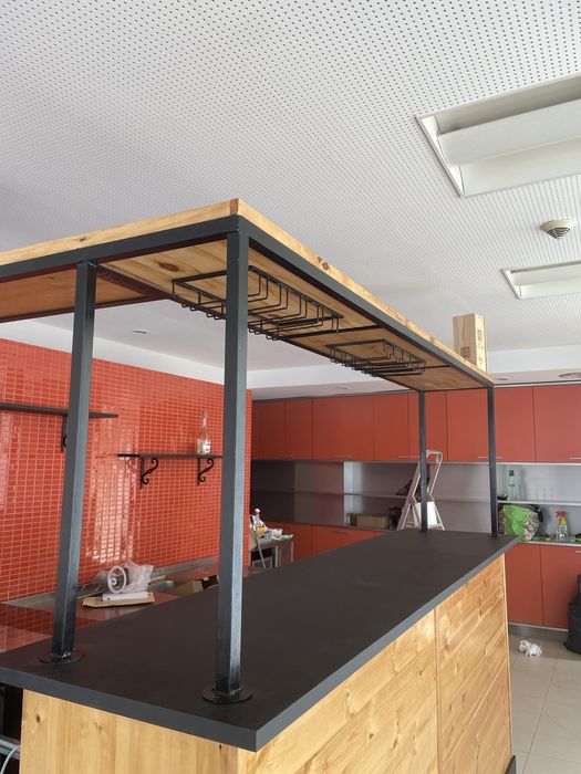 Balcão Profissional em Pinho