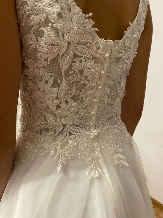 Śliczna Suknia ślubna