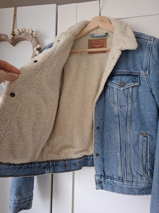 Vendo blusão Levi's